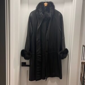 TIBOA leather coat with fur trim